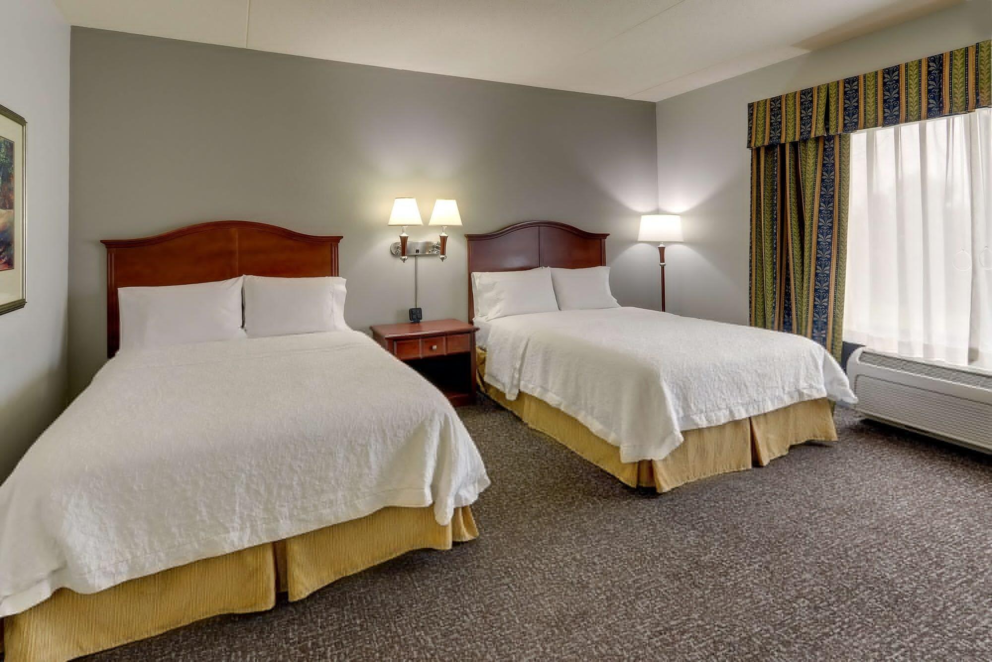 Hampton Inn & Suites Indianapolis-Airport Bagian luar foto