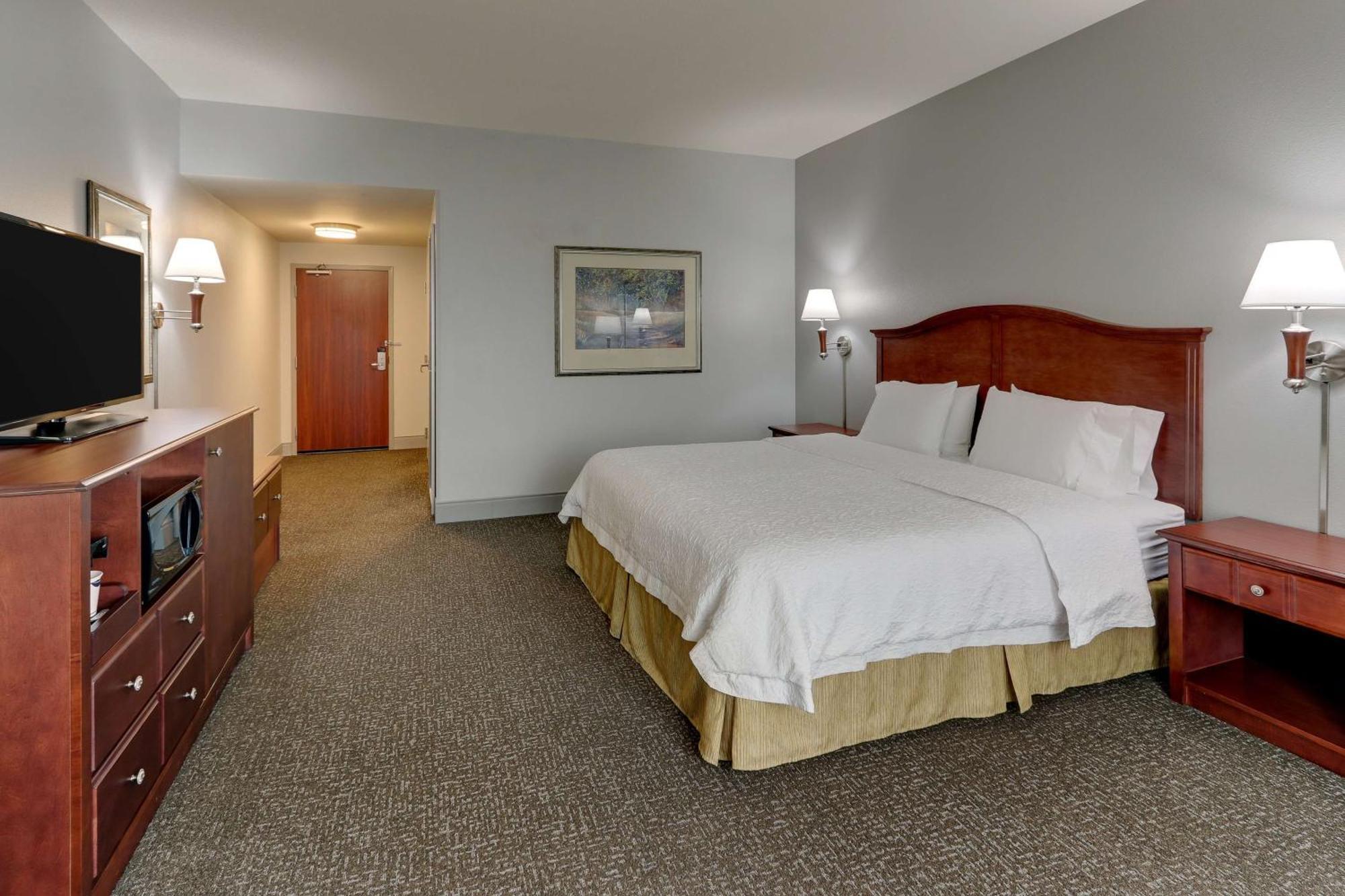 Hampton Inn & Suites Indianapolis-Airport Bagian luar foto