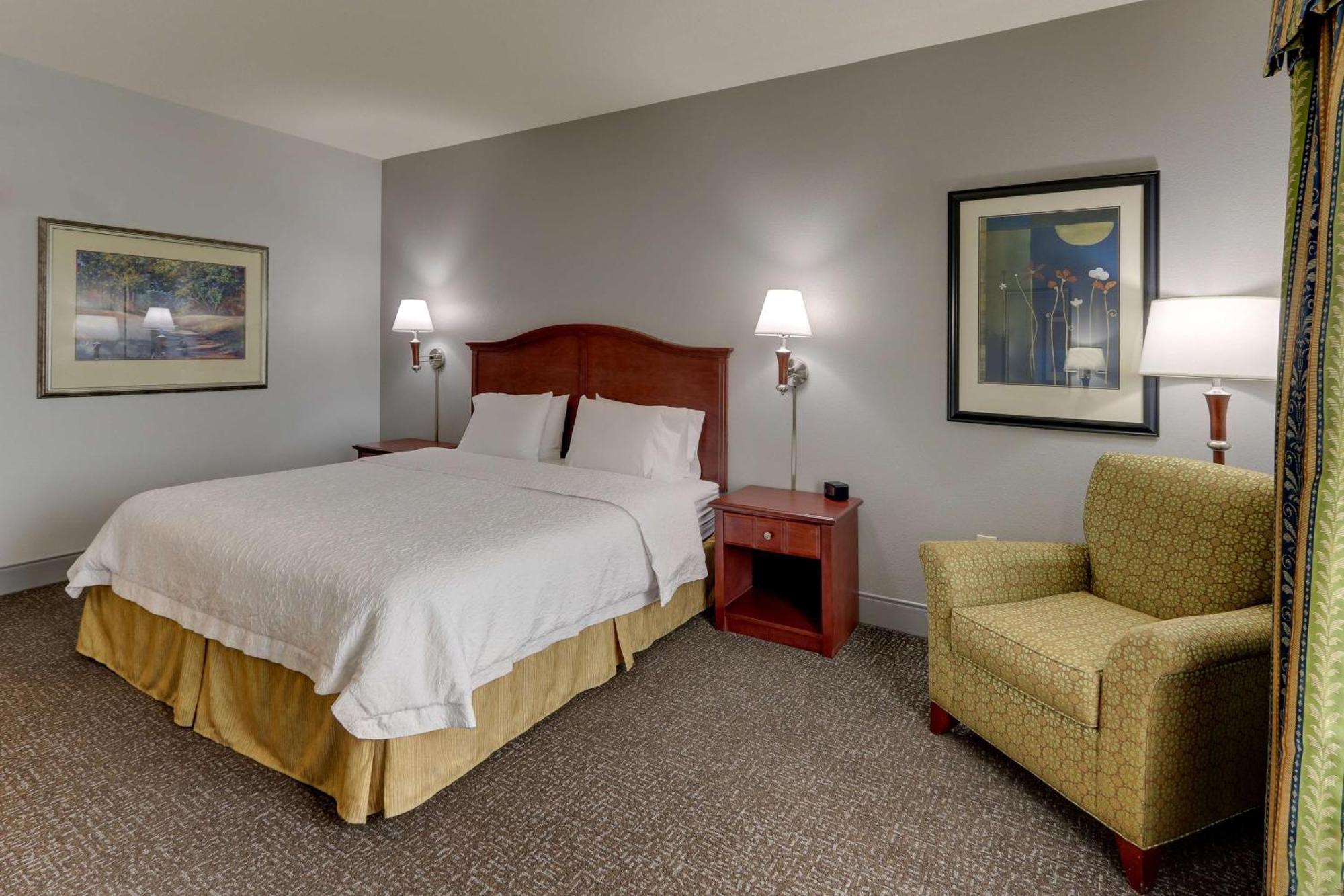 Hampton Inn & Suites Indianapolis-Airport Bagian luar foto